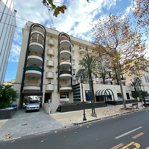 https://central-loft-des-etrangers.hotelitalianriviera.com